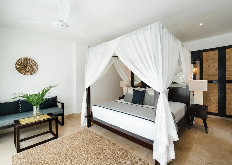 Batu Karang Lembongan Resort & Spa - Oda