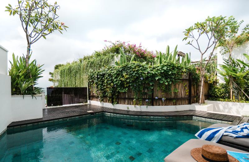 Batu Karang Lembongan Resort & Spa - Oda