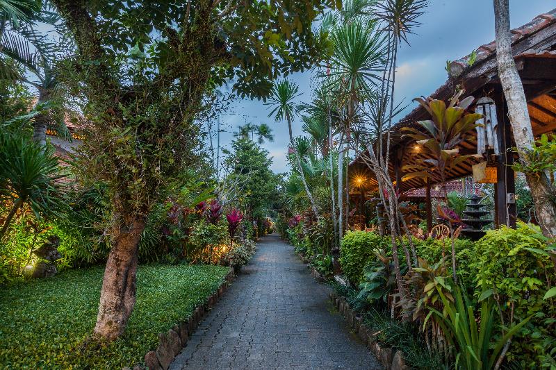 TAMAN HARUM HOTEL - Genel