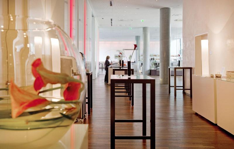INNSIDE by Melia Dusseldorf Derendorf - Lobi
