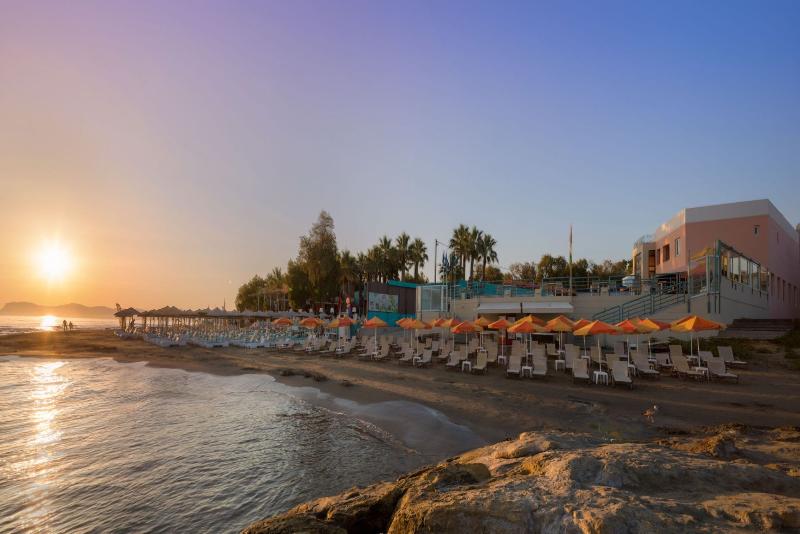 Chrispy Beach Resort - Genel