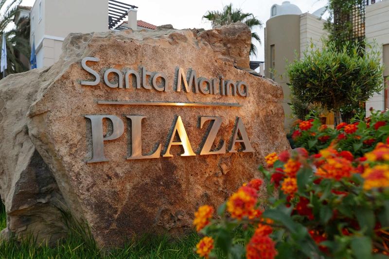 Santa Marina Plaza - Genel