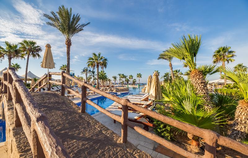 Adams Beach Hotel - Genel