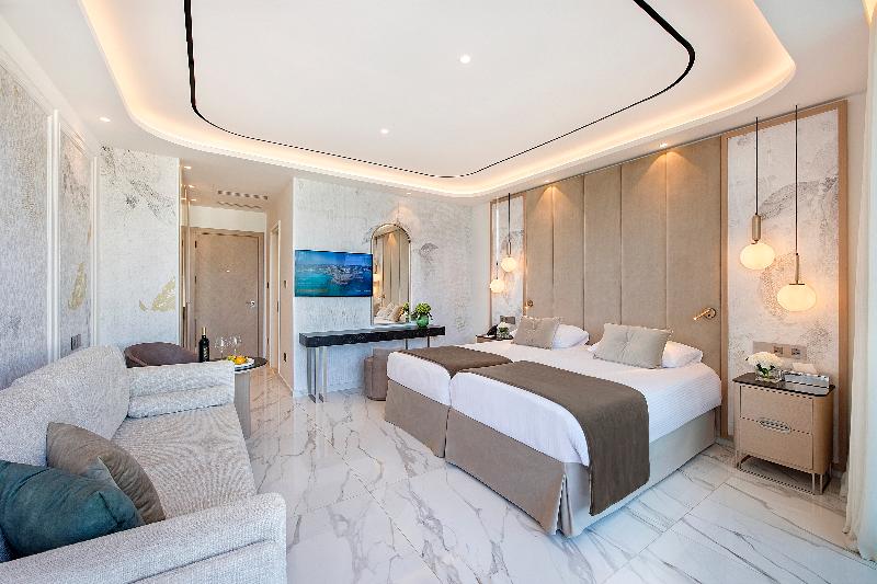 Adams Beach Hotel - Oda