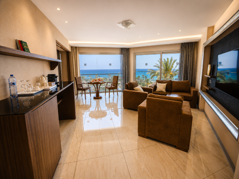 Adams Beach Hotel - Oda
