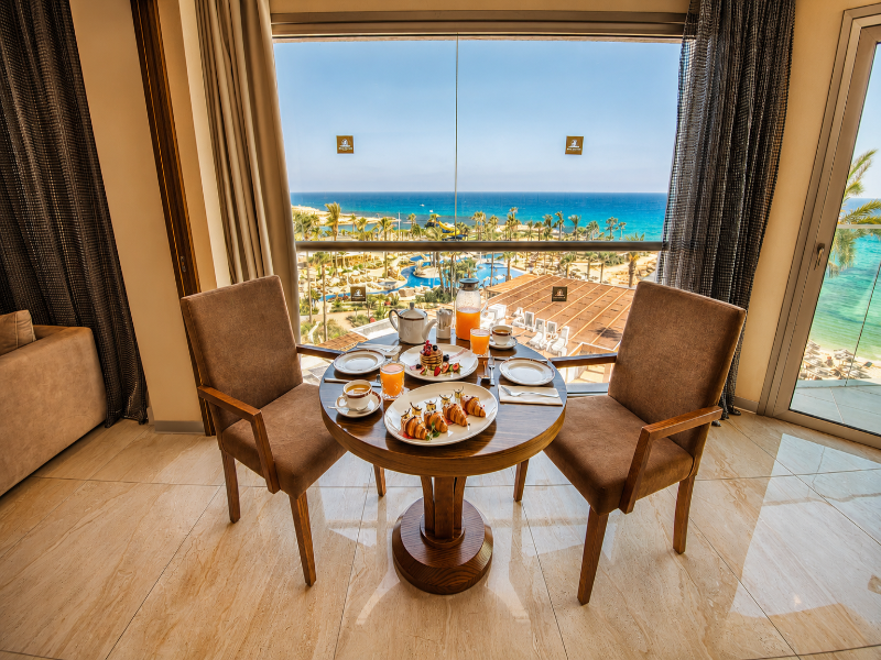Adams Beach Hotel - Oda
