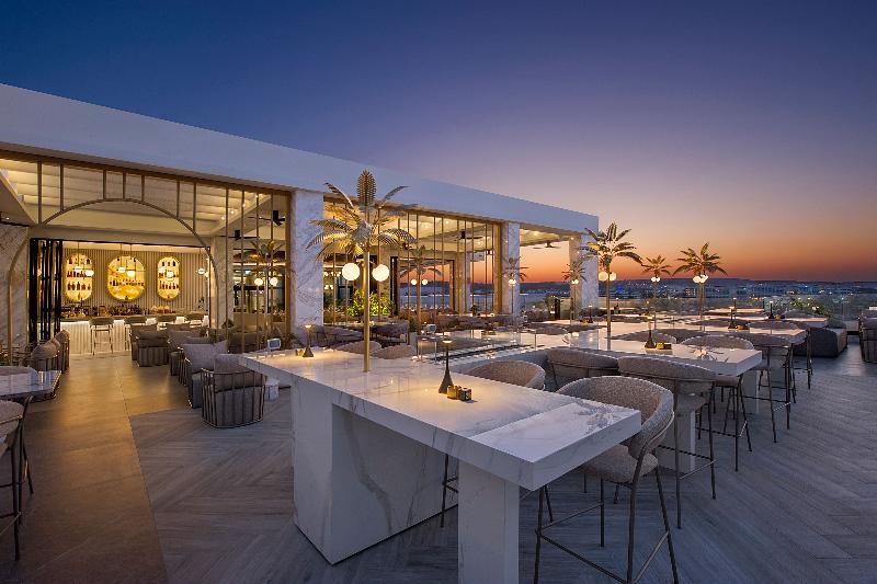 Adams Beach Hotel - Restoran