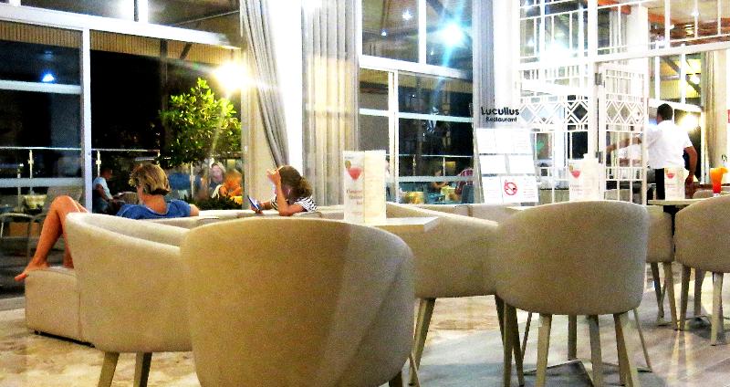 Marina - Bar