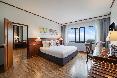 Royal Phuket City oda fotoğrafı