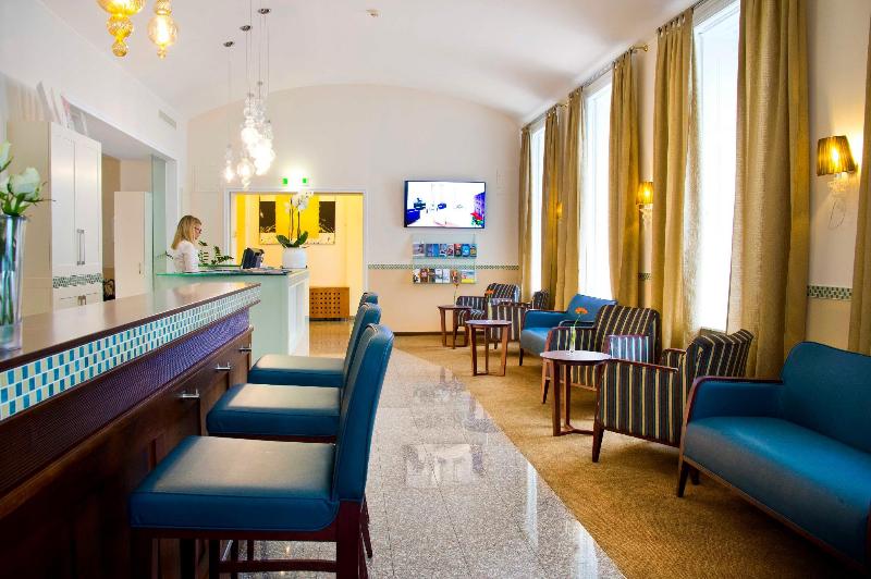 HiLight Suites Hotel - Lobi