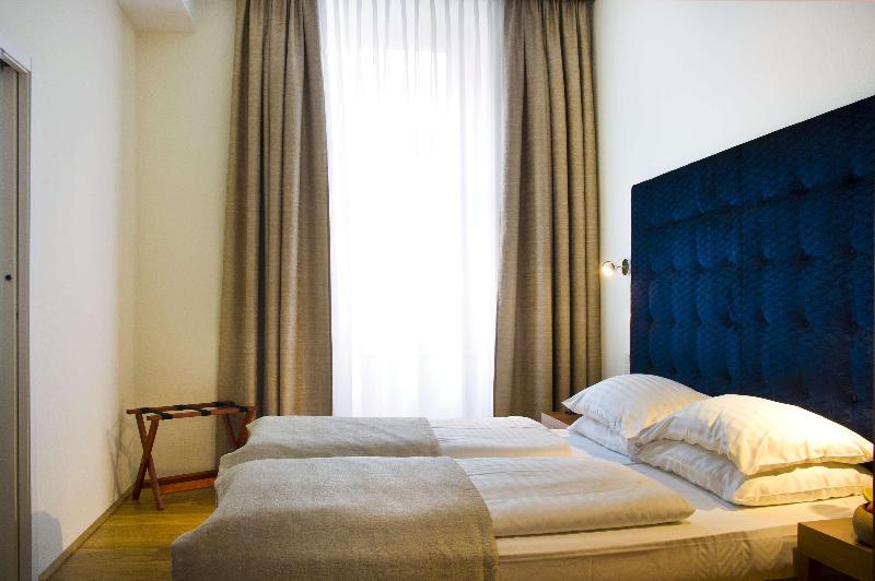 HiLight Suites Hotel - Oda