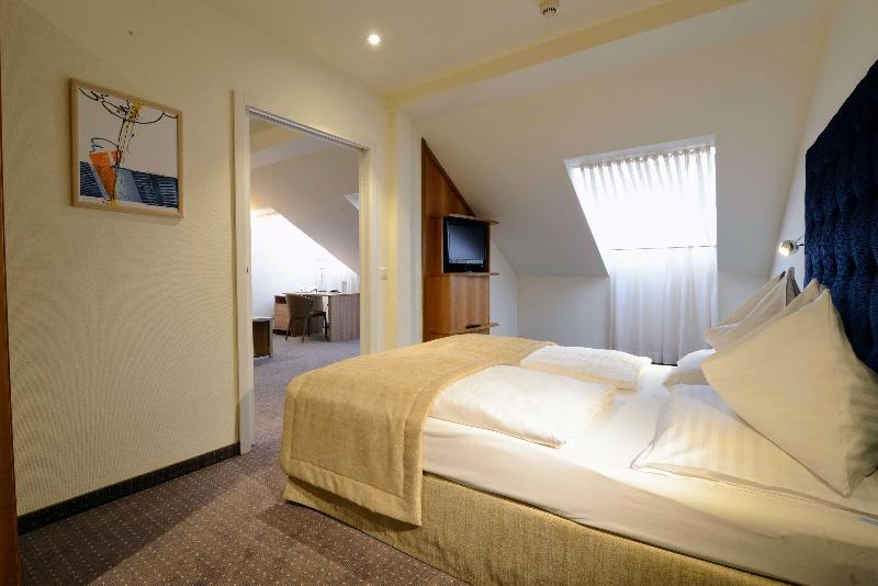 HiLight Suites Hotel - Oda