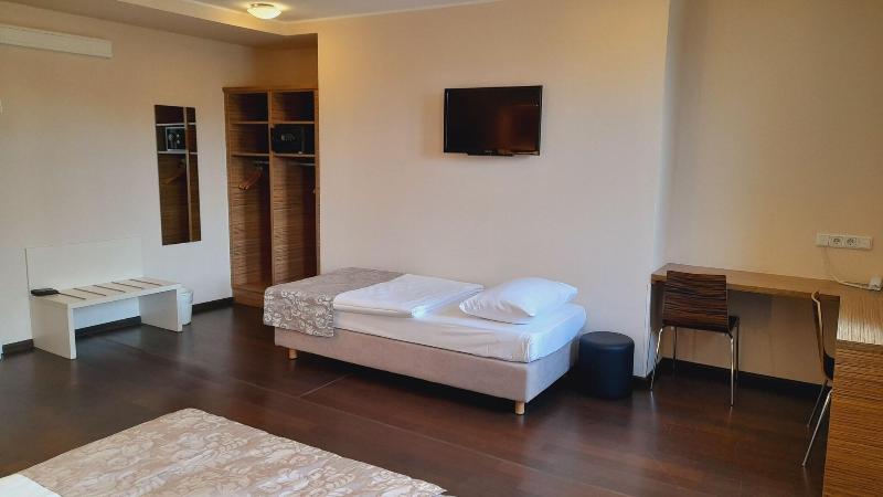Hofwirt - Oda