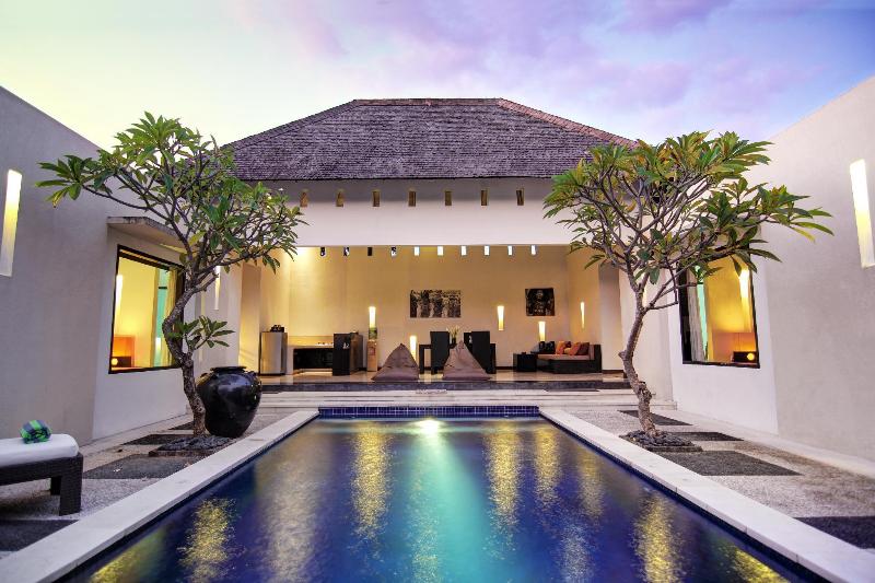 The Seminyak Suite - Private Villa - Havuz