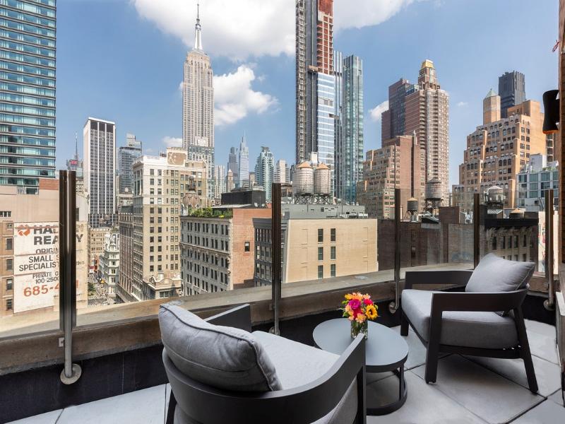 Broadway Plaza Hotel - Genel