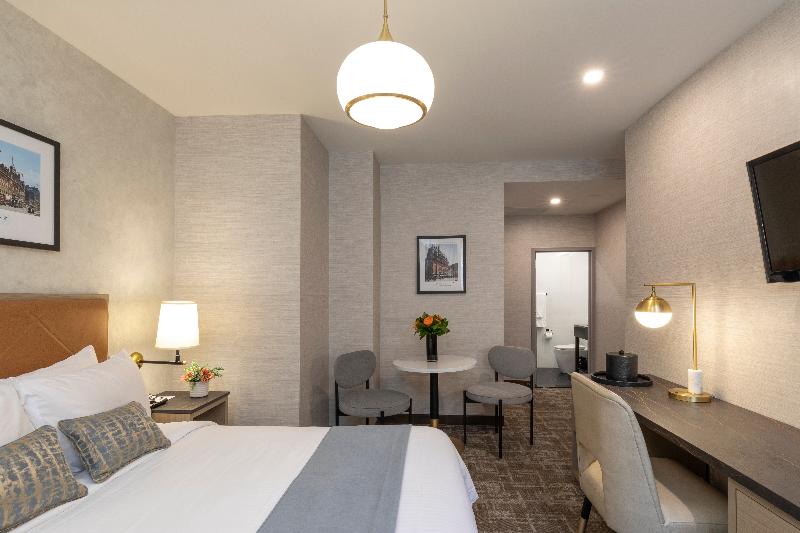 Broadway Plaza Hotel - Oda