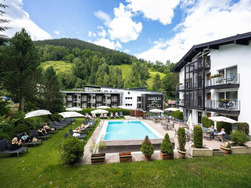 Der Waldhof - Genel