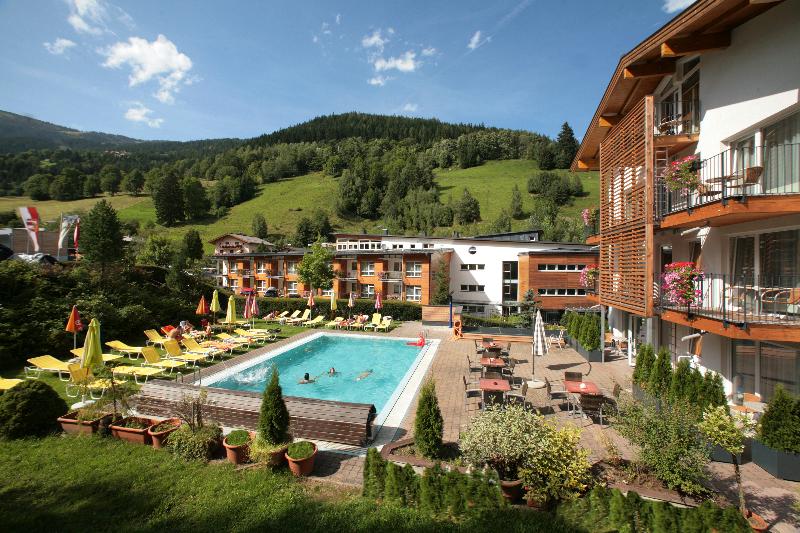 Der Waldhof - Havuz