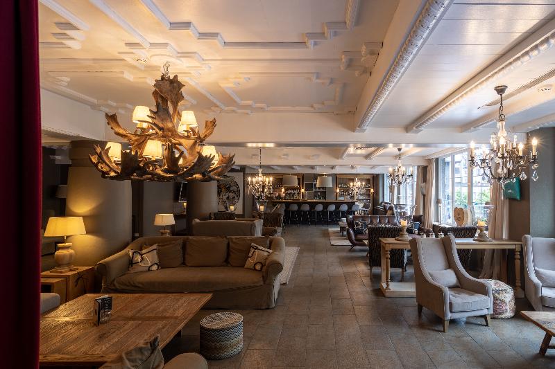 Q! Hotel Maria Theresia - Bar