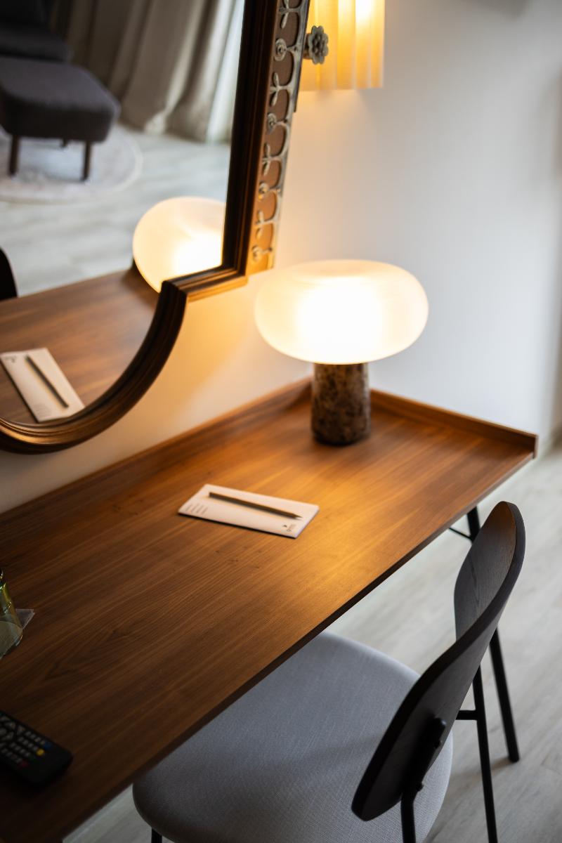 Q! Hotel Maria Theresia - Oda