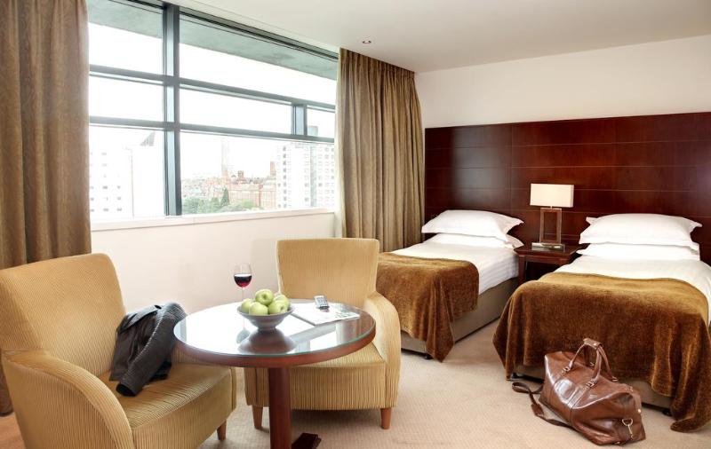 Manchester Piccadilly Hotel - Oda