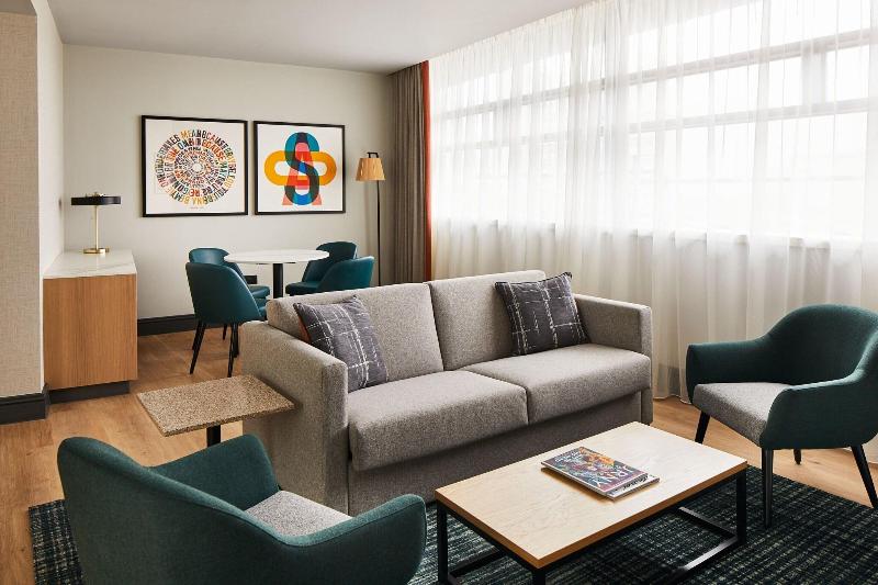 Manchester Piccadilly Hotel - Oda