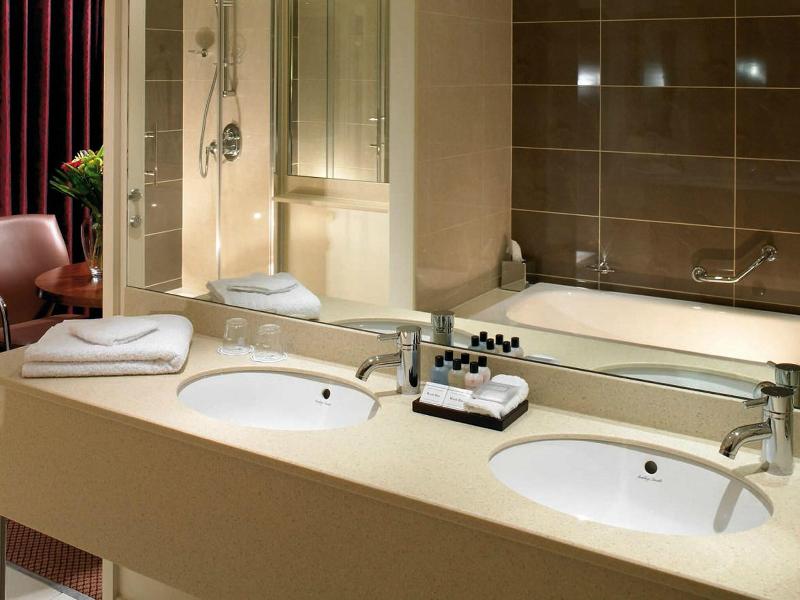 Manchester Piccadilly Hotel - Oda
