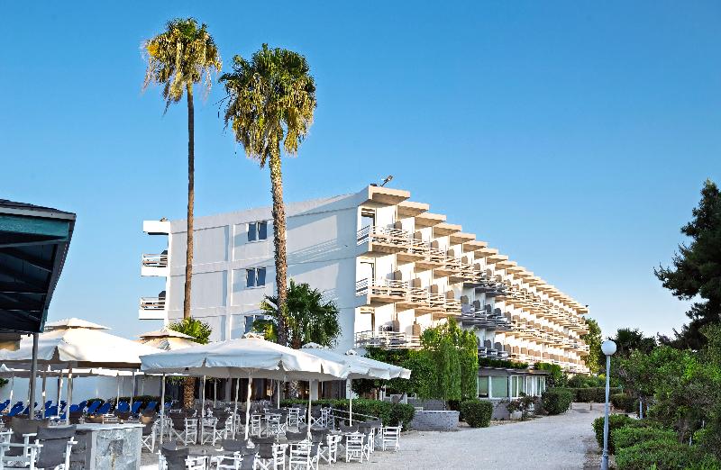 The Grove Seaside Hotel - Genel