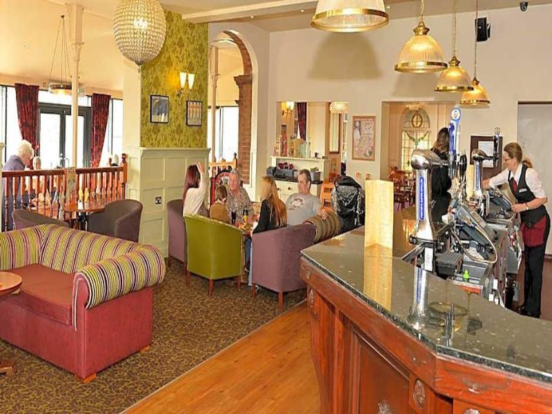 Wherry Hotel - Genel