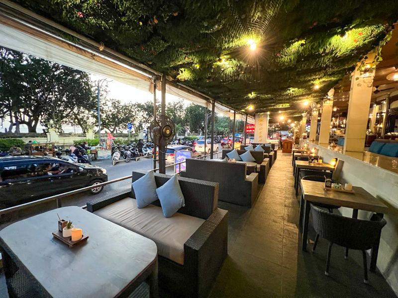 Grand Istana Rama Hotel Bali - Restoran
