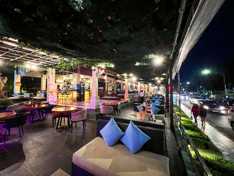 Grand Istana Rama Hotel Bali - Restoran