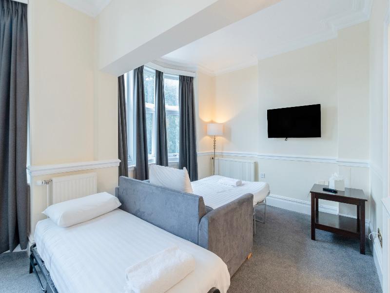 Bournemouth Carlton Hotel By Sunday - Oda