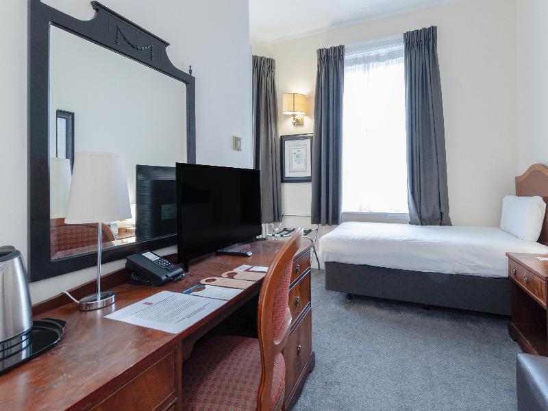 Bournemouth Carlton Hotel By Sunday - Oda
