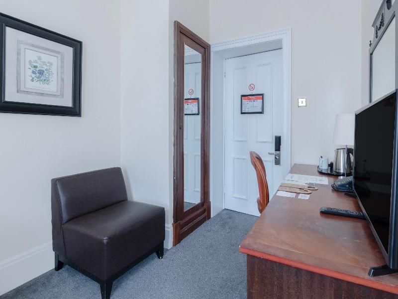 Bournemouth Carlton Hotel By Sunday - Oda