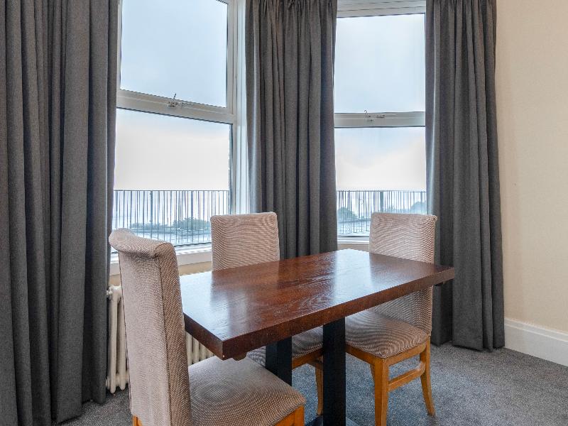 Bournemouth Carlton Hotel By Sunday - Oda