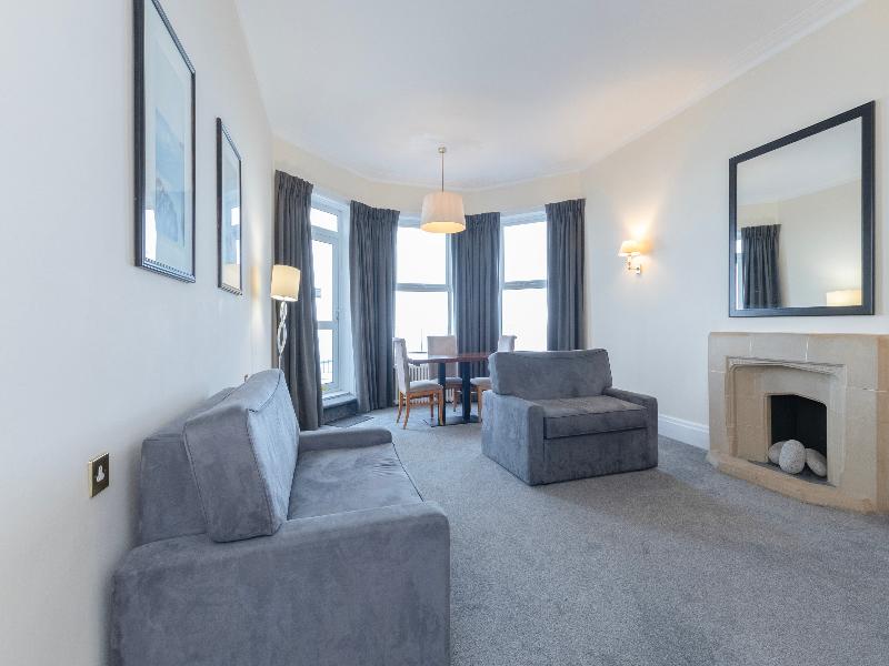 Bournemouth Carlton Hotel By Sunday - Oda