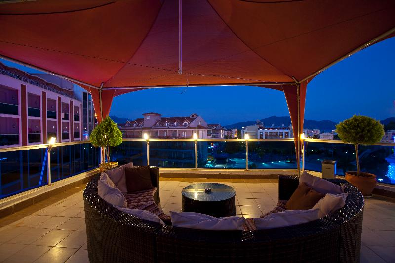 Green Nature Resort & Spa - Teras