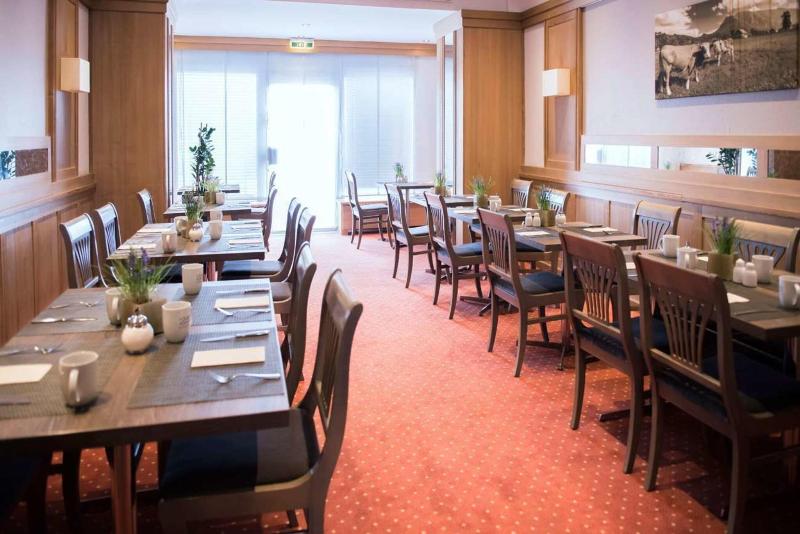 Arthotel Ana im Olympiapark - Restoran