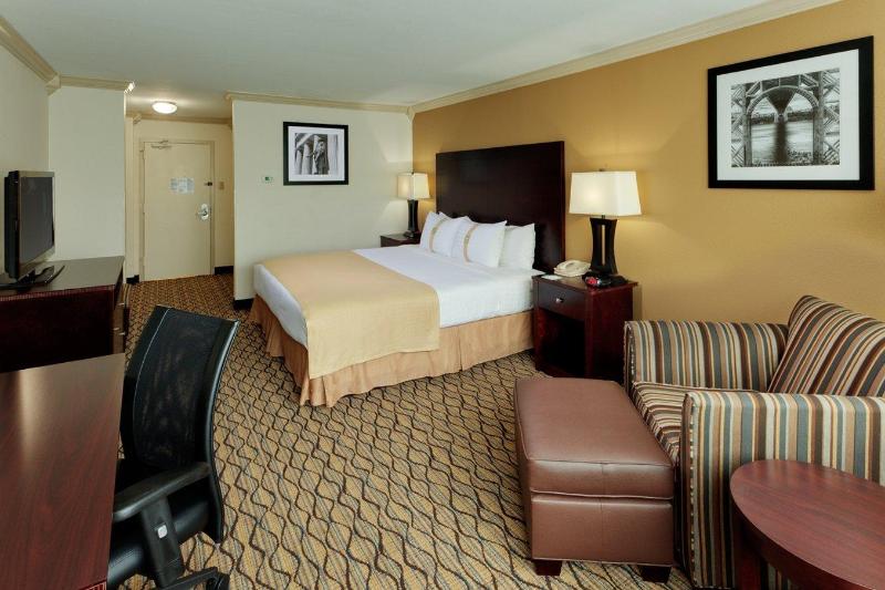 Mitchell Executive Hotels-Fort Lee - Oda