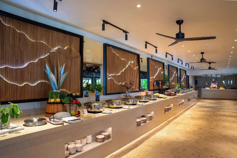 Veligandu Island Resort & Spa - Restoran