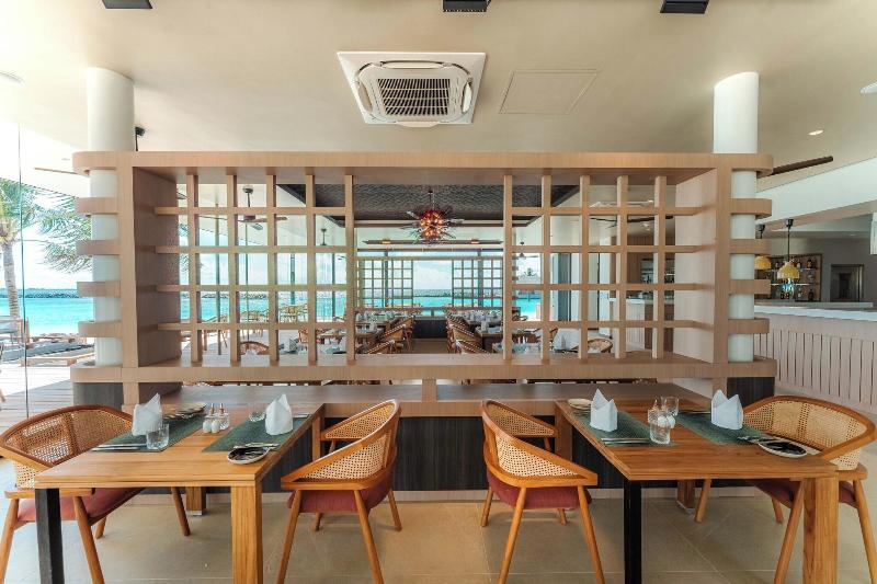 Veligandu Island Resort & Spa - Restoran