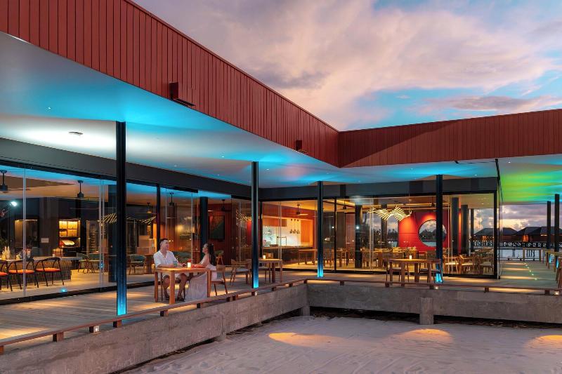 Veligandu Island Resort & Spa - Restoran