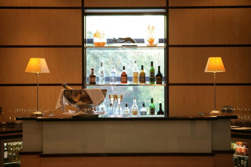 The Club Hotel & Spa - Bar