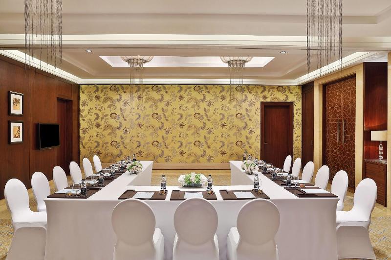 The Ritz-Carlton, Dubai - Toplantı