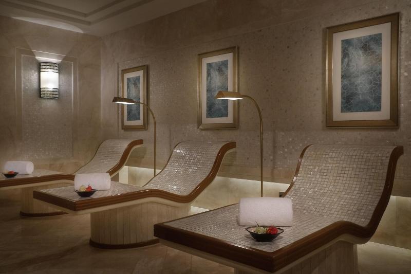 The Ritz-Carlton, Dubai - Aktivite