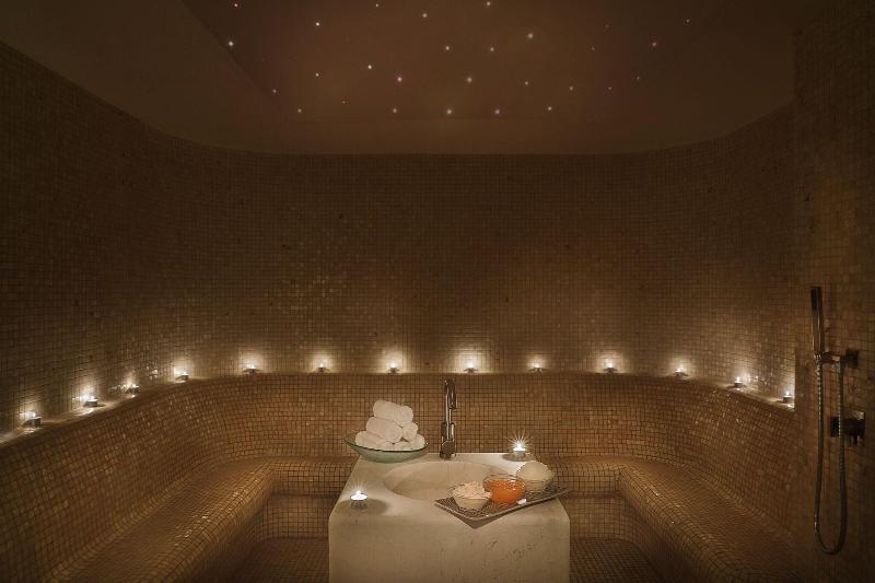 The Ritz-Carlton, Dubai - Aktivite