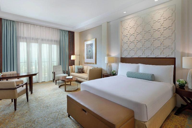 The Ritz-Carlton, Dubai - Oda