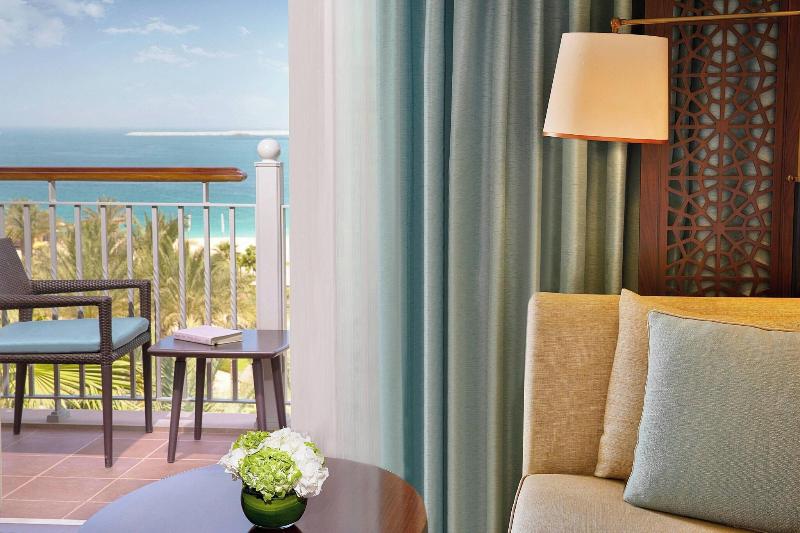 The Ritz-Carlton, Dubai - Oda
