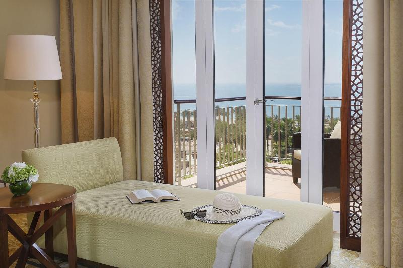 The Ritz-Carlton, Dubai - Oda