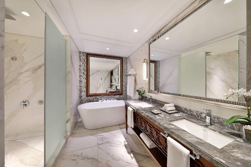 The Ritz-Carlton, Dubai - Oda